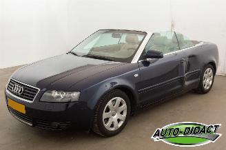 Damaged car Audi A4 Cabriolet 2.4 V6 Automaat Clima 2003/10