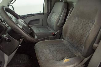 Volkswagen Transporter 2.5 TDI Automaat Airco picture 18