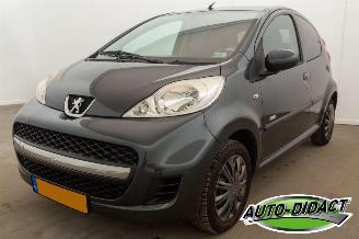  Peugeot 107 1.0-12V Airco Millesim 200 2011/3