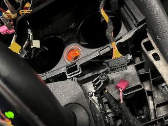 BMW 5-serie 520i Top Staat  !!! Pano Autom High Executive Edition picture 48