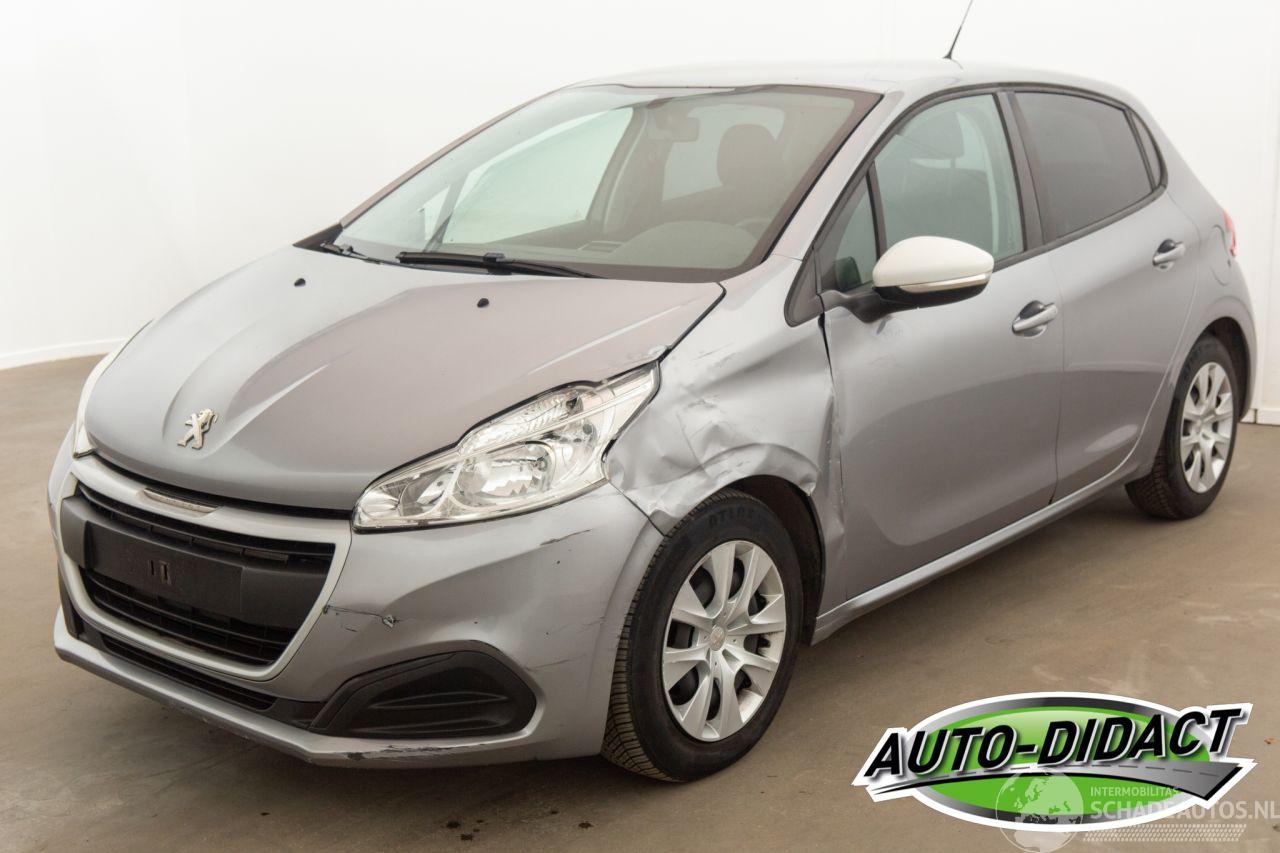 Peugeot 208 1.2 Airco 88.346 km