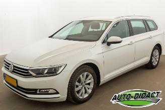 uszkodzony samochody osobowe Volkswagen Passat 1.6 TDI Automaat Clima Navi Comfortline Business 2018/1