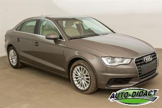 Audi A3 1.6 TDI Clima Navi Leder Ambiente picture 2