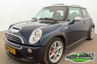 krockskadad bil auto Mini Cooper S 1.6 Airco Open Pano Checkmate 2006/6