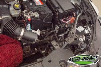 Renault Captur 1.0 TCe Clima Navi 90 Edition One picture 41