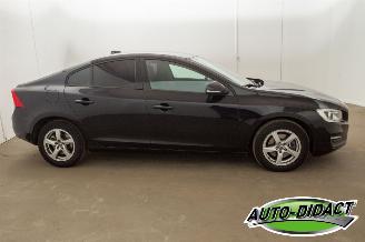 Volvo S-60 1.6 AT Kinetic 58.185 km Car-Pass Navi Clima picture 34