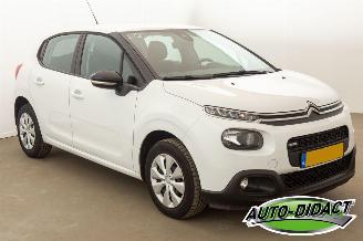 Citroën C3 1.2 PureTech Feel Clima Navi Motorschade picture 2