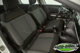 Citroën C3 1.2 PureTech Feel Clima Navi Motorschade picture 17