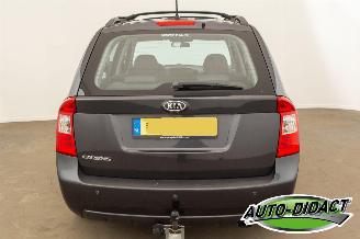 Kia Carens 2.0 CVVT 7p. Clima X-ecutive picture 31