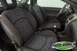 Peugeot 206 CC 1.6-16V 98.259 km Clima Quiksilver picture 17