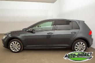 Volkswagen Golf 1.2 TSI Clima Connected Series picture 42