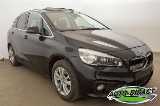 BMW 2-serie 216d Active Tourer Leder Pano Navi Clima picture 2