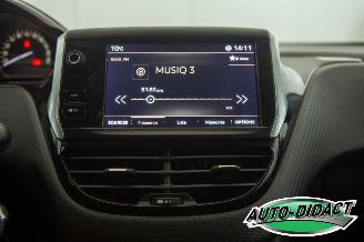 Peugeot 2008 1.2 Access Airco picture 7