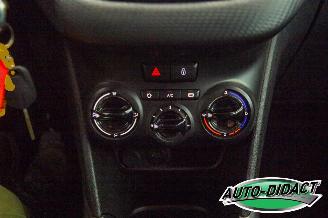 Peugeot 2008 1.2 Access Airco picture 8