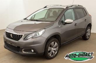 Schadeauto Peugeot 2008 1.2 Access Airco 2018/5