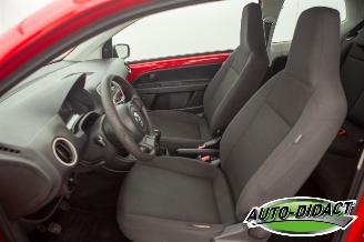 Volkswagen Up! 1.0 take up! Airco picture 18