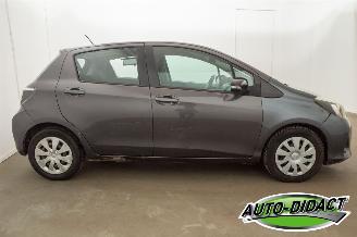 Toyota Yaris 1.5 Hybride Automaat Navi Camera Clima Comfort picture 38