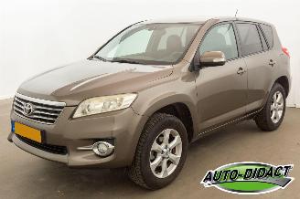 Schadeauto Toyota Rav-4 2.0 VVTi 4WD Clima Navi Executive Business 2010/5