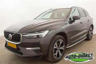 Schadeauto Volvo Xc-60 2.0 B5 Automaat Digi Dash Camera Leder Inscription 2022/3