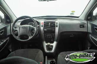Hyundai Tucson 2.0i 4WD Clima Style picture 19