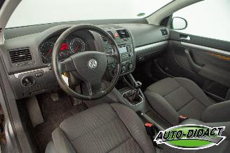 Volkswagen Golf 2.0 FSI Clima Sportline picture 18