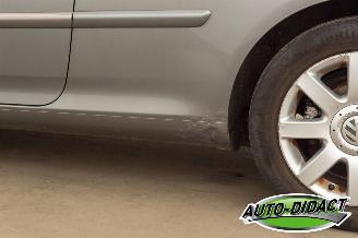 Volkswagen Golf 2.0 FSI Clima Sportline picture 29