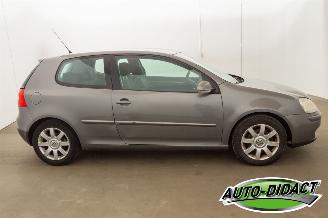 Volkswagen Golf 2.0 FSI Clima Sportline picture 41