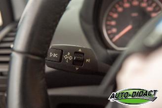 BMW 1-serie 116i Clima Leder Navi EffDyn. Ed. Business Line Ultimate Edition picture 17