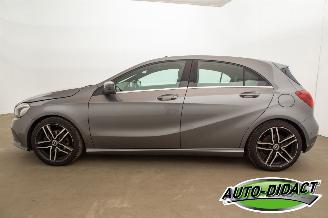 Mercedes A-klasse A180 Automaat Elek Dak Navi Camera Ambition picture 39