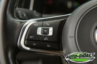 Volkswagen Golf 1.6 TDI Automaat Clima Leder Highline Business R picture 14