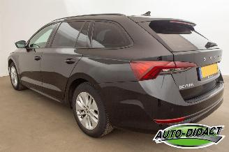 Skoda Octavia 1.0 e-TSI Automaat Digi Dash Navi Clima Business Edition picture 3