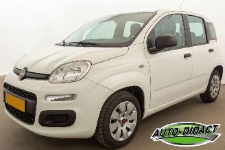 Damaged car Fiat Panda 0.9 TwinAir Airco Popstar 2017/8