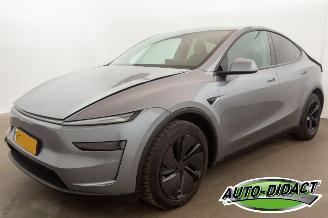 krockskadad bil auto Tesla Model Y Premium 75 kWh Long Range AWD verrijdbaar 2025/5