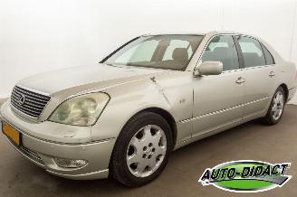Voiture accidenté Lexus LS 430 Automaat Navi Leder 2001/1