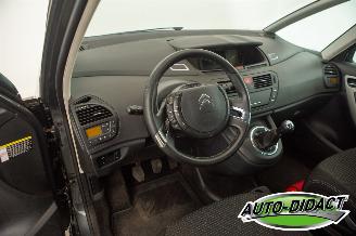 Citroën C4-picasso 1.6 VTi Navi Clima Collection picture 24
