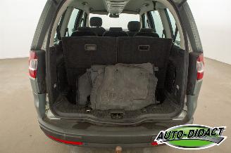 Ford Galaxy 2.0-16V Ghia Motorschade picture 39