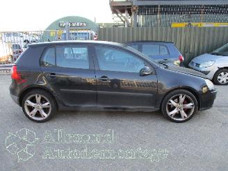 Volkswagen Golf Golf V (1K1) Hatchback 2.0 FSI 16V (BVY(Euro 4)) [110kW]  (01-2004/11-=
2008) picture 7