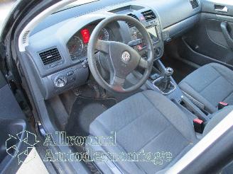 Volkswagen Golf Golf V (1K1) Hatchback 2.0 FSI 16V (BVY(Euro 4)) [110kW]  (01-2004/11-=
2008) picture 10