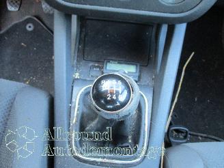 Volkswagen Golf Golf V (1K1) Hatchback 2.0 FSI 16V (BVY(Euro 4)) [110kW]  (01-2004/11-=
2008) picture 11