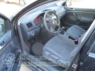 Volkswagen Golf Golf V (1K1) Hatchback 2.0 FSI 16V (BVY(Euro 4)) [110kW]  (01-2004/11-=
2008) picture 9