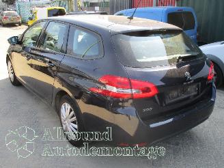 Peugeot 308 308 SW (L4/L9/LC/LJ/LR) Combi 5-drs 1.2 12V e-THP PureTech 110 (EB2DT(=
HNZ)) [81kW]  (03-2014/12-2021) picture 4