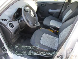 Hyundai I-10 i10 (F5) Hatchback 1.1i 12V (G4HG) [49kW]  (01-2008/12-2013) picture 10