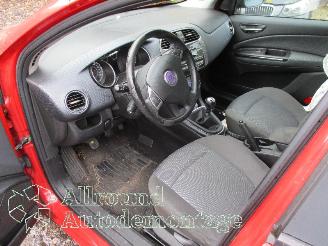 Fiat Bravo Bravo (198A) Hatchback 1.4 T-Jet 16V 120 (198.A.4000(Euro 4)) [88kW]  =
(10-2007/12-2014) picture 9