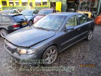 Sloopauto Volvo S-60 S60 I (RS/HV) Sedan 2.4 20V 140 (B5244S2) [103kW]  (07-2000/04-2010) 2004