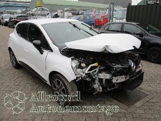 Renault Clio Clio IV (5R) Hatchback 5-drs 0.9 Energy TCE 90 12V (H4B-400(H4B-A4)) [=
66kW]  (11-2012/08-2021) picture 2