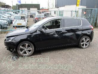 Peugeot 308 308 (L3/L8/LB/LH/LP) Hatchback 5-drs 1.2 12V e-THP PureTech 130 (EB2DT=
S(HNY)) [96kW]  (11-2013/06-2021) picture 8