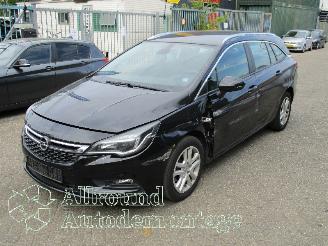 Salvage car Opel Astra Astra K Sports Tourer Combi 1.0 Turbo 12V (B10XFT(Euro 6)) [77kW]  (01=
-2016/12-2022) 2017