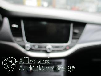 Opel Astra Astra K Sports Tourer Combi 1.0 Turbo 12V (B10XFT(Euro 6)) [77kW]  (01=
-2016/12-2022) picture 12