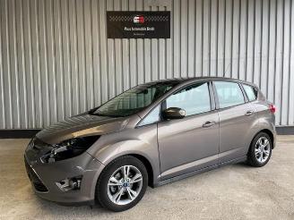 uszkodzony samochody osobowe Ford C-Max Sync Edition 2015/8