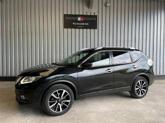 Käytettyjen passenger cars Nissan X-Trail 1.6 Acenta 7-Sitzer / Panorama / Kamera 2016/1